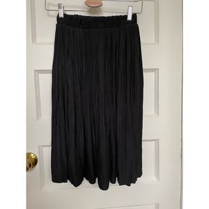 Aritzia Wilfred Borjes Midi Skirt - Black - Small